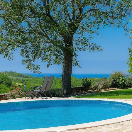 Semesterbostad Holiday Home Villa Plac By Interhome
